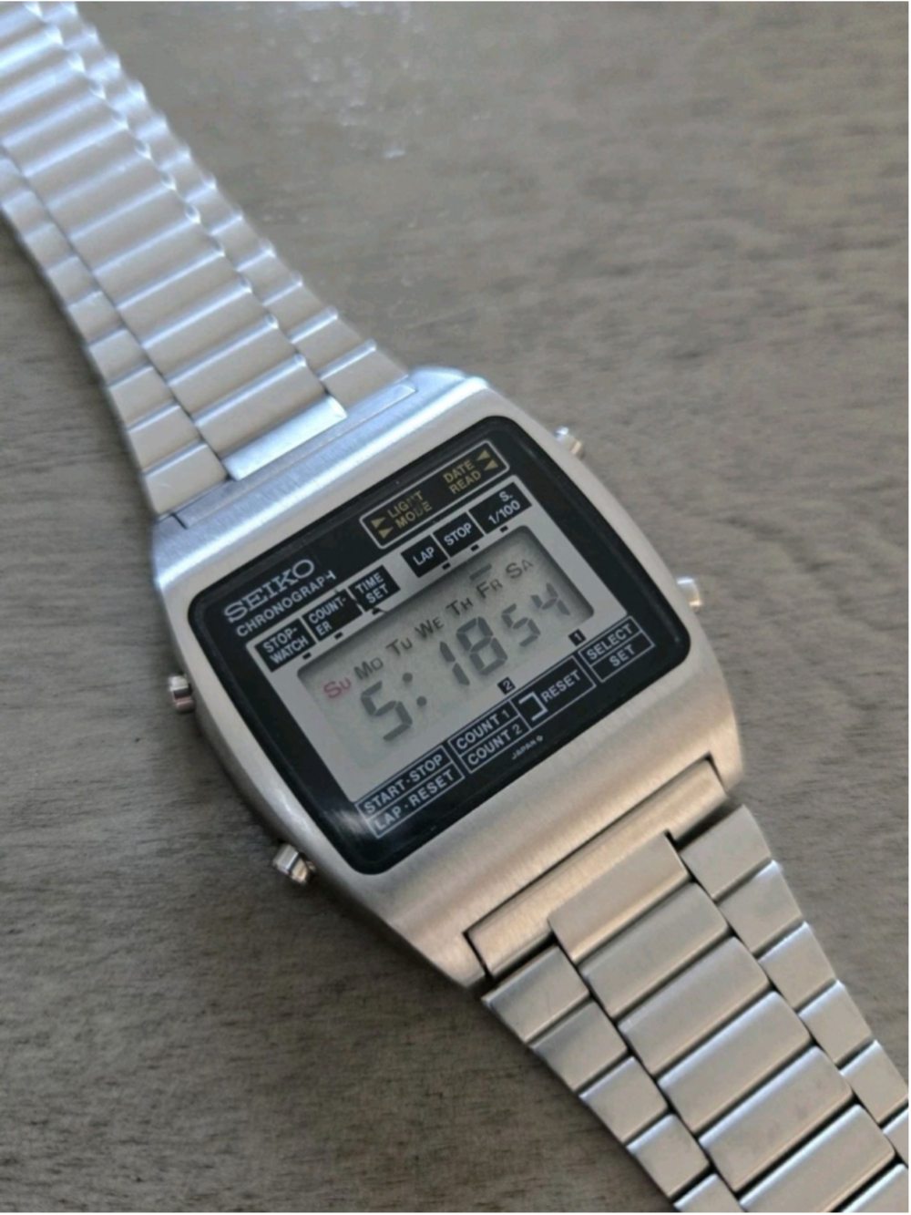 Rare Vintage Seiko M929-4000 Digital LCD Quartz Watch Mens Watch Must See Retro!